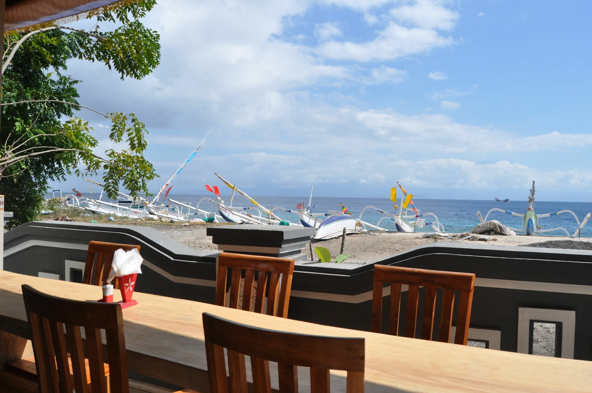 Deva Devi Beach Inn Luxury Batununggul Exterior foto